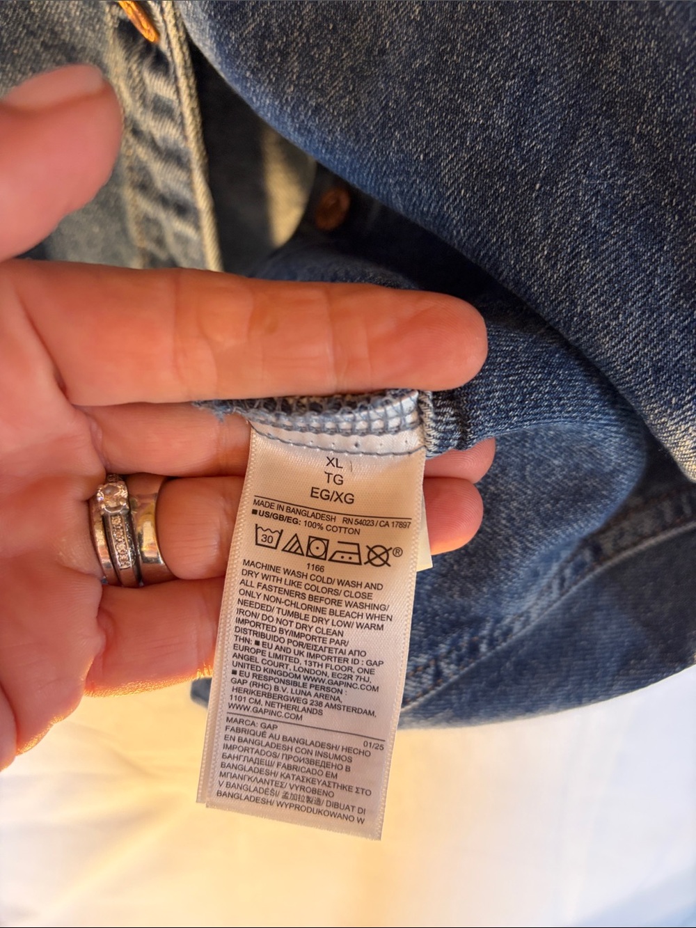 GAP Blue Denim Button-Front Top Ladies xl - Picture 3 of 4